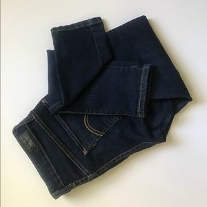 Levi’s skinny jean/jogging